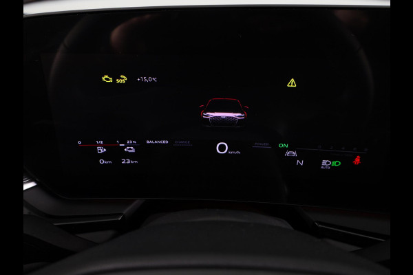 Audi A6 Avant S edition e-hybrid 220 kW / 299 PK Avant 7 versn. | Techniekpakket plus | MMi experience pro | Elektrische stoelen | Privacy glas |