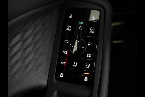 Audi A6 Avant S edition e-hybrid 220 kW / 299 PK Avant 7 versn. | Techniekpakket plus | MMi experience pro | Elektrische stoelen | Privacy glas |