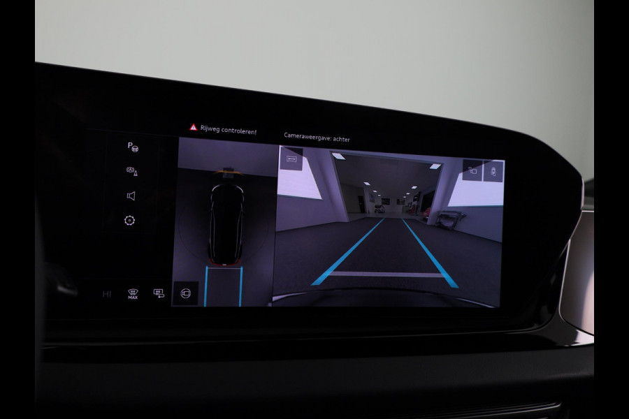 Audi A6 Avant S edition e-hybrid 220 kW / 299 PK Avant 7 versn. | Techniekpakket plus | MMi experience pro | Elektrische stoelen | Privacy glas |