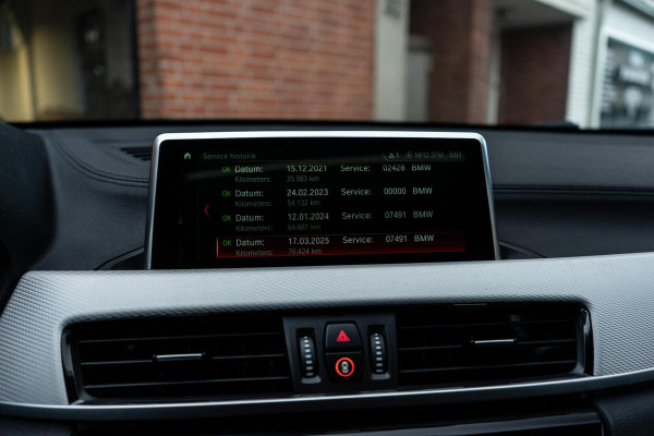BMW X2 sDrive20i High Executive M-Sport Pano / HUD / Cruise