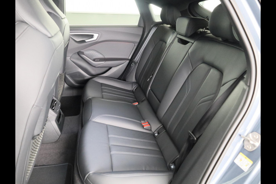 Audi A5 S edition 2.0 TFSI e 220 kW / 299 PK Limousine | Elektrische stoelen | Privacy glas | Optiek pakket zwart plus | 19'' velgen |