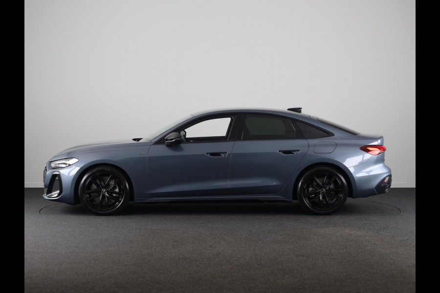 Audi A5 S edition 2.0 TFSI e 220 kW / 299 PK Limousine | Elektrische stoelen | Privacy glas | Optiek pakket zwart plus | 19'' velgen |