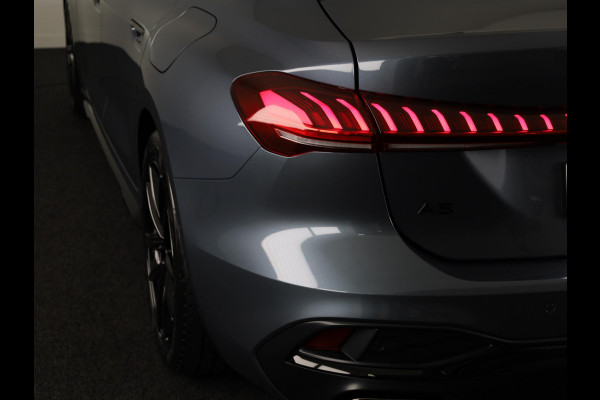 Audi A5 S edition 2.0 TFSI e 220 kW / 299 PK Limousine | Elektrische stoelen | Privacy glas | Optiek pakket zwart plus | 19'' velgen |