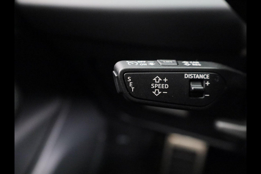 Audi A5 S edition 2.0 TFSI e 220 kW / 299 PK Limousine | Elektrische stoelen | Privacy glas | Optiek pakket zwart plus | 19'' velgen |