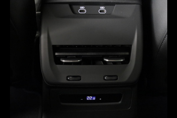 Audi A5 S edition 2.0 TFSI e 220 kW / 299 PK Limousine | Elektrische stoelen | Privacy glas | Optiek pakket zwart plus | 19'' velgen |