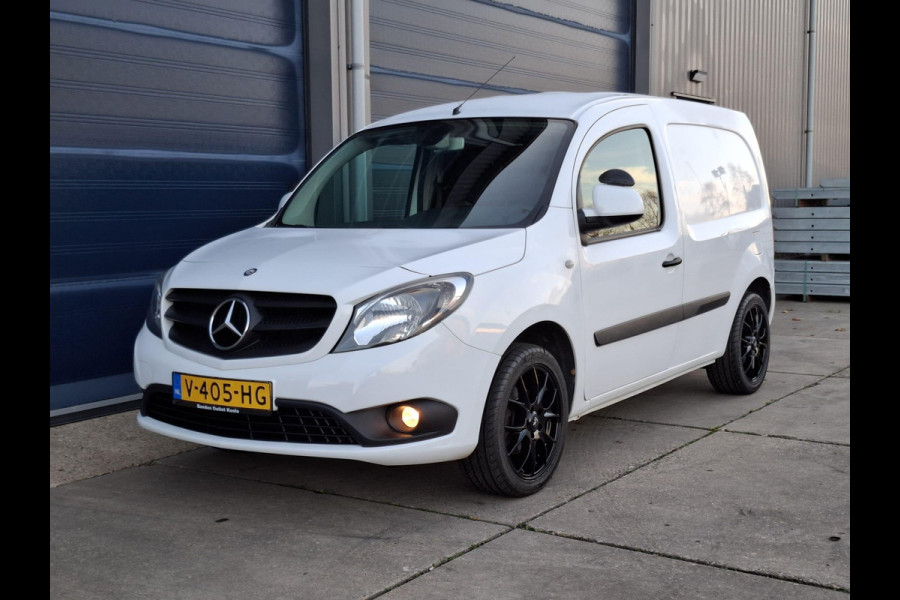 Mercedes-Benz Citan 109 CDI BlueEFFICIENCY Business Ambition AIRCO / CRUISE CONTROLE / EURO 6