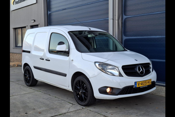 Mercedes-Benz Citan 109 CDI BlueEFFICIENCY Business Ambition AIRCO / CRUISE CONTROLE / EURO 6