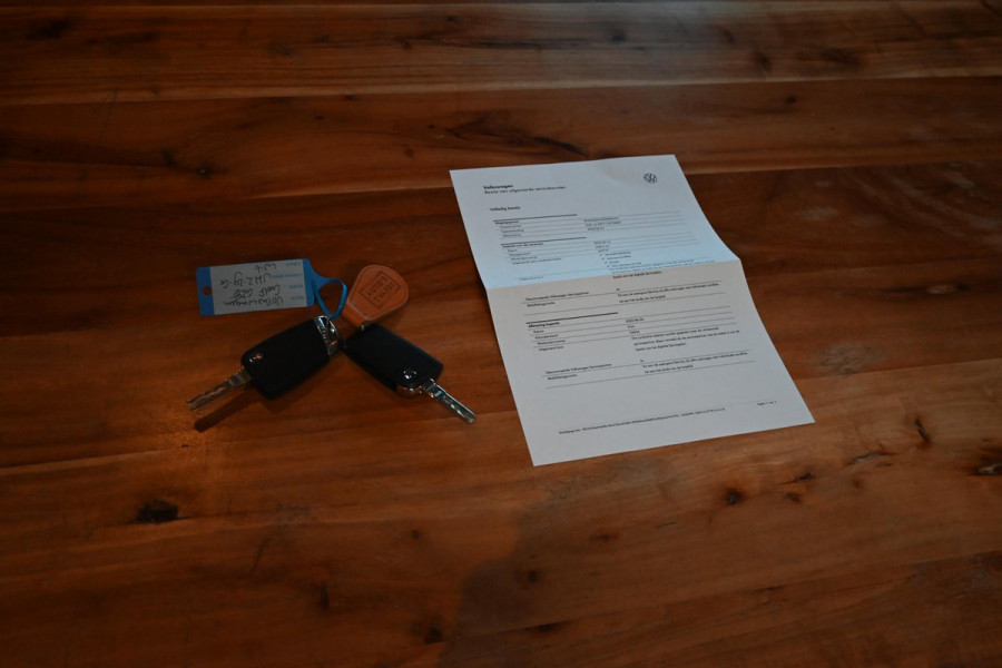 Volkswagen Golf 1.4 GTE PHEV 204 PK Adaptive Virtual Cockpit Camera Keyless 18''