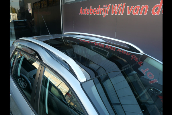 Peugeot 2008 1.2 PURETECH BLUE LION | PANO | CARPLAY | NAVIGATIE | 110 PK | NL-AUTO!!