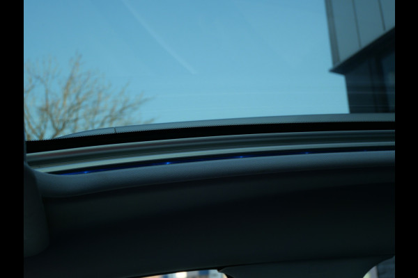 Peugeot 2008 1.2 PURETECH BLUE LION | PANO | CARPLAY | NAVIGATIE | 110 PK | NL-AUTO!!