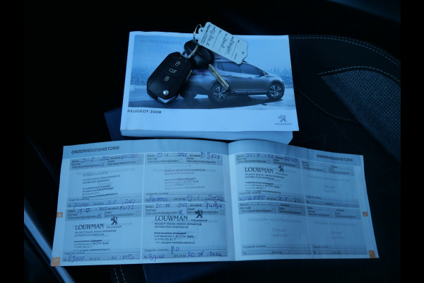 Peugeot 2008 1.2 PURETECH BLUE LION | PANO | CARPLAY | NAVIGATIE | 110 PK | NL-AUTO!!