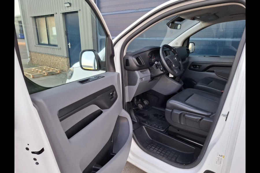 Opel Vivaro 2.0 CDTI L3H1 Edition AIRCO / CRUISE CONTROLE / NAVI / CARPLAY / TREKHAAK / KASTEN INRICHTING