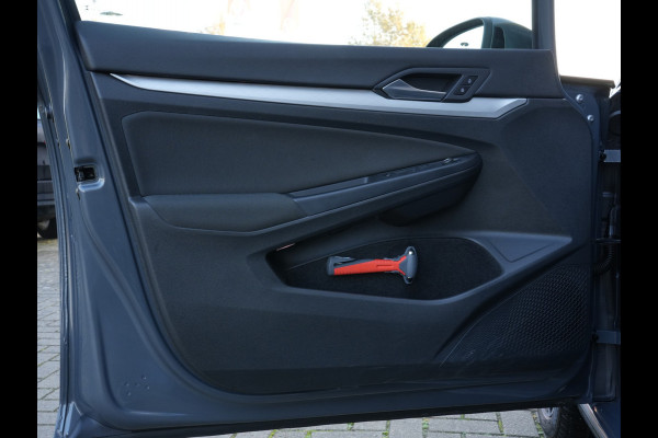 Volkswagen Golf 1.5 TSI Life Business | Navigatie | Adaptive Cruise | Stoelmassage | Android/Apple Carplay