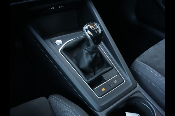 Volkswagen Golf 1.5 TSI Life Business | Navigatie | Adaptive Cruise | Stoelmassage | Android/Apple Carplay