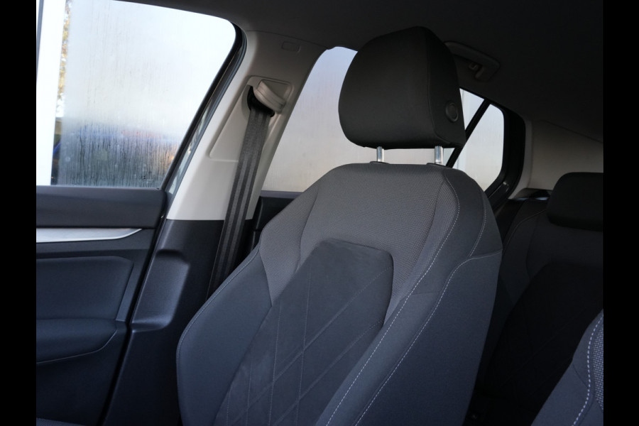 Volkswagen Golf 1.5 TSI Life Business | Navigatie | Adaptive Cruise | Stoelmassage | Android/Apple Carplay