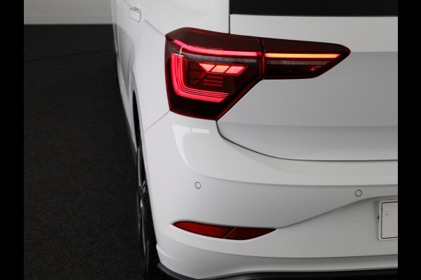 Volkswagen Polo GP R-Line-Edition 1.0 70 kW / 95 pk TSI Hatchback 5 v