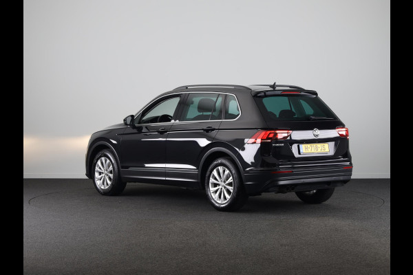 Volkswagen Tiguan 1.5 TSI ACT Comfortline Automaat (DSG) | Navigatie | Parkeersensoren | Adaptieve cruise control | Carplay |