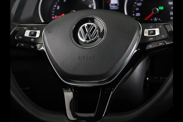 Volkswagen Tiguan 1.5 TSI ACT Comfortline Automaat (DSG) | Navigatie | Parkeersensoren | Adaptieve cruise control | Carplay |