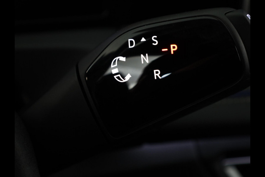 Volkswagen Tiguan R-Line-Edition 1.5 eHybrid 200 kW / 272 pk SUV 6 v