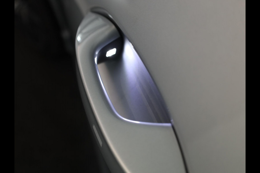 Volkswagen Tiguan R-Line-Edition 1.5 eHybrid 200 kW / 272 pk SUV 6 v