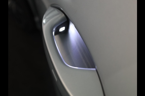 Volkswagen Tiguan R-Line-Edition 1.5 eHybrid 200 kW / 272 pk SUV 6 v