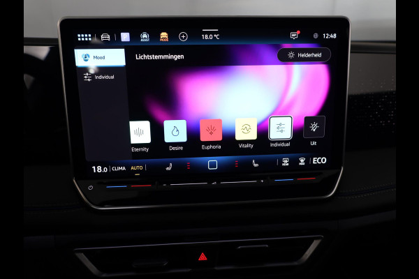 Volkswagen Tiguan R-Line-Edition 1.5 eHybrid 200 kW / 272 pk SUV 6 v