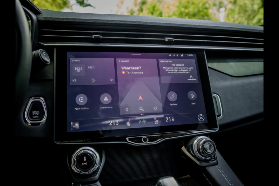 Lynk & Co 01 1.5 Plug-In Hybrid 262pk BLACKED OUT