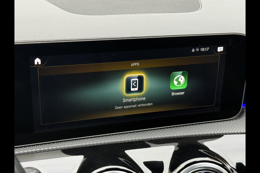 Mercedes-Benz A-Klasse 220 4MATIC Premium | Panoramadak | Sfeerverlichting | Camera