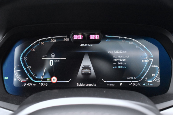 BMW X5 xDrive45e High Executive M Sport | Panoramadak | Laser | ACC | Trekhaak | 21'' Wielen | Luchtvering |