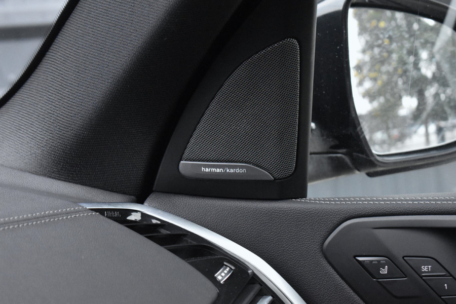 BMW X5 xDrive45e High Executive M Sport | Panoramadak | Laser | ACC | Trekhaak | 21'' Wielen | Luchtvering |