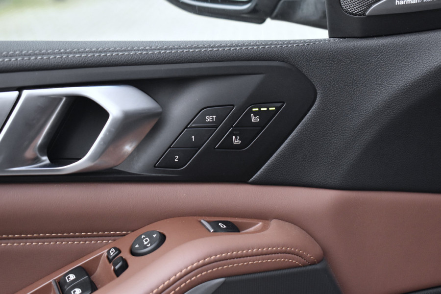 BMW X5 xDrive45e High Executive M Sport | Panoramadak | Laser | ACC | Trekhaak | 21'' Wielen | Luchtvering |