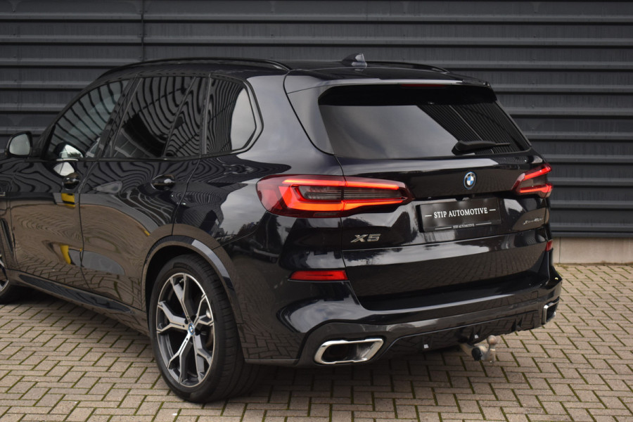 BMW X5 xDrive45e High Executive M Sport | Panoramadak | Laser | ACC | Trekhaak | 21'' Wielen | Luchtvering |