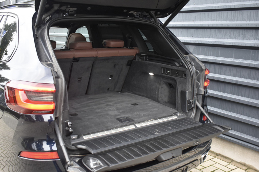 BMW X5 xDrive45e High Executive M Sport | Panoramadak | Laser | ACC | Trekhaak | 21'' Wielen | Luchtvering |