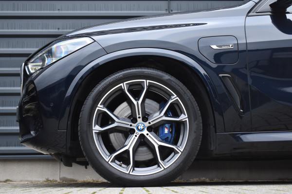 BMW X5 xDrive45e High Executive M Sport | Panoramadak | Laser | ACC | Trekhaak | 21'' Wielen | Luchtvering |