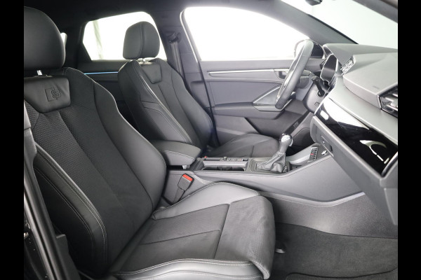 Audi Q3 Sportback 45 TFSI e S Edition 245 pk S-tronic | Navigatie | Panoramadak | Trekhaak (wegklapbaar) | Parkeersensoren | Achteruitrijcamera | Lichtmetalen velgen 20" | S-Line |