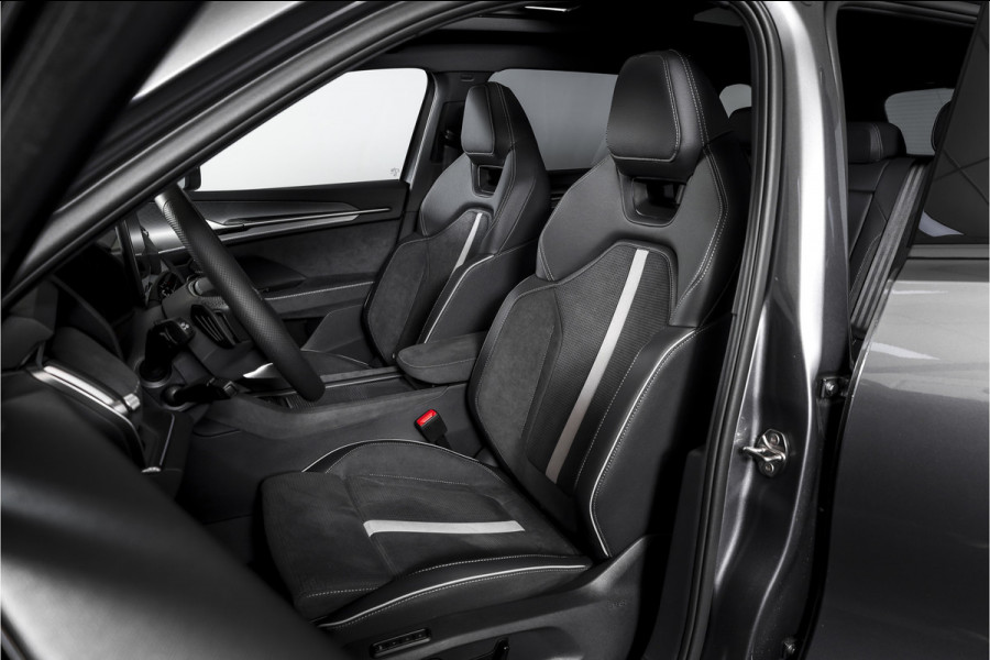 Škoda Kodiaq 1.5 TSI PHEV Sportline Business | S/K-Panodak | DCC+ | Dig. Cockpit | Adapt Cruise | Memory | Winterpakket | Camera | NAV + App. Connect | ECC | DAB | Elek. Trekhaak | Elek. Klep | LM 20" | 0767