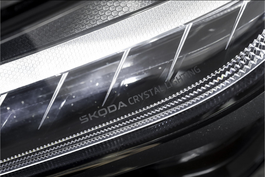 Škoda Kodiaq 1.5 TSI PHEV Sportline Business | S/K-Panodak | DCC+ | Dig. Cockpit | Adapt Cruise | Memory | Winterpakket | Camera | NAV + App. Connect | ECC | DAB | Elek. Trekhaak | Elek. Klep | LM 20" | 0767