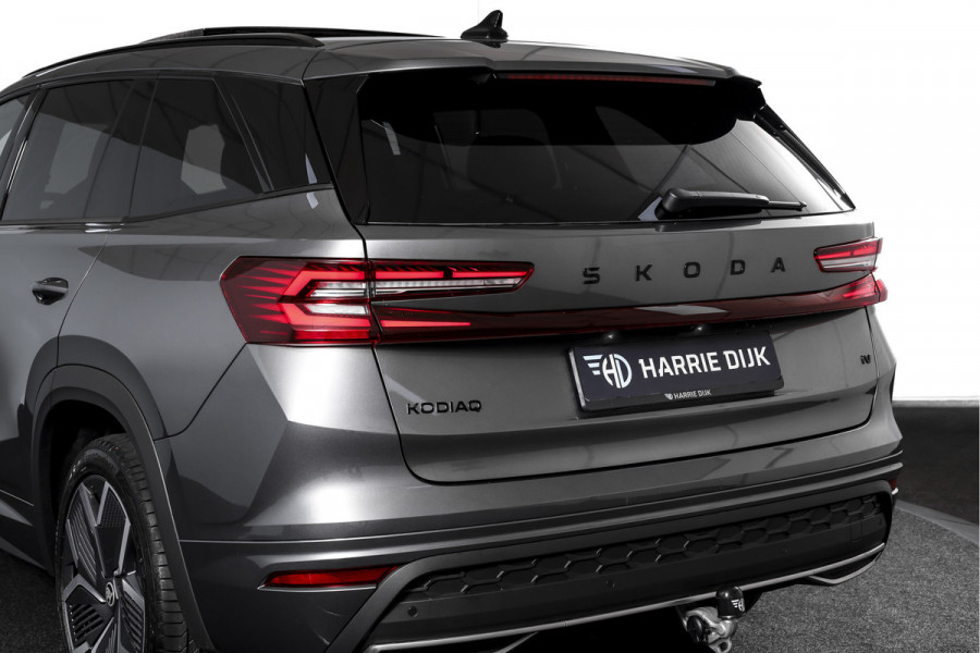 Škoda Kodiaq 1.5 TSI PHEV Sportline Business | S/K-Panodak | DCC+ | Dig. Cockpit | Adapt Cruise | Memory | Winterpakket | Camera | NAV + App. Connect | ECC | DAB | Elek. Trekhaak | Elek. Klep | LM 20" | 0767