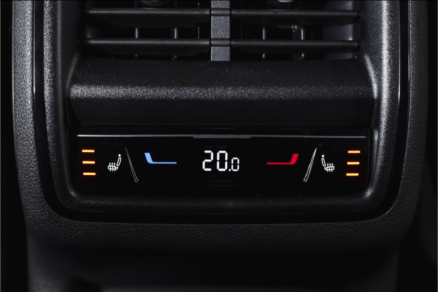 Škoda Kodiaq 1.5 TSI PHEV Sportline Business | S/K-Panodak | DCC+ | Dig. Cockpit | Adapt Cruise | Memory | Winterpakket | Camera | NAV + App. Connect | ECC | DAB | Elek. Trekhaak | Elek. Klep | LM 20" | 0767