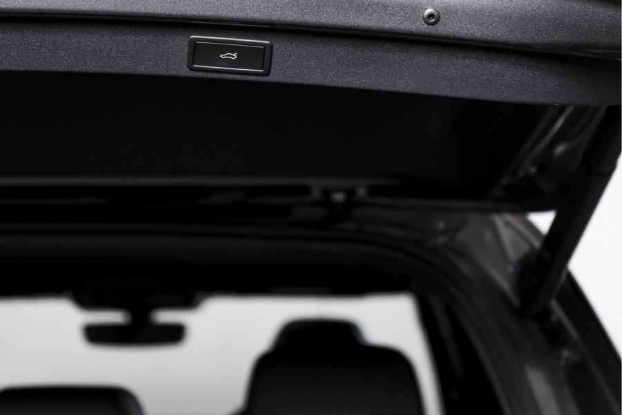 Škoda Kodiaq 1.5 TSI PHEV Sportline Business | S/K-Panodak | DCC+ | Dig. Cockpit | Adapt Cruise | Memory | Winterpakket | Camera | NAV + App. Connect | ECC | DAB | Elek. Trekhaak | Elek. Klep | LM 20" | 0767