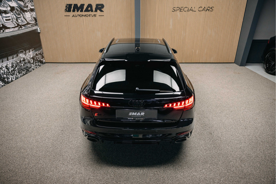Audi RS4 Avant 2.9 TFSI RS4 quattro | ABT Motor Tuning | Pano | Stoelmassage | Carbon |