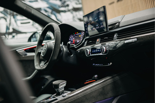 Audi RS4 Avant 2.9 TFSI RS4 quattro | ABT Motor Tuning | Pano | Stoelmassage | Carbon |