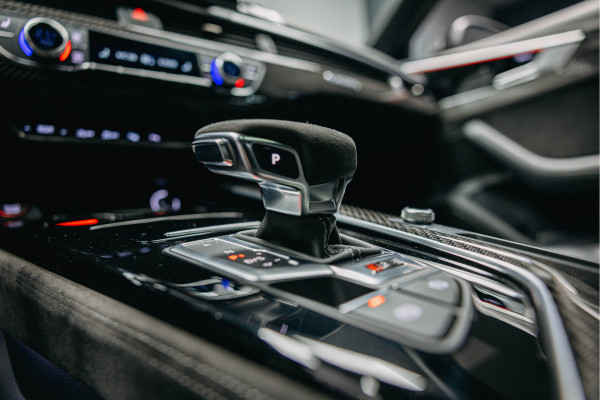 Audi RS4 Avant 2.9 TFSI RS4 quattro | ABT Motor Tuning | Pano | Stoelmassage | Carbon |