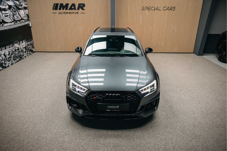 Audi RS4 2.9 TFSI RS 4 quattro | Full Carbon Pack | Alcantara | B&O | Sport util. | Dynamic plus.