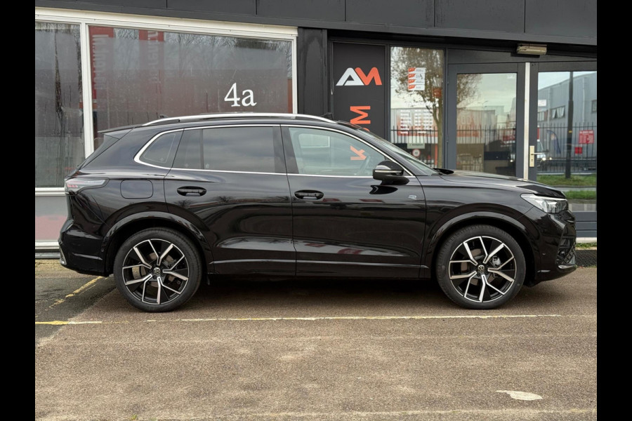 Volkswagen Tiguan 1.5 eTSI R-Line | Pano|Keyless | 360 Camera |