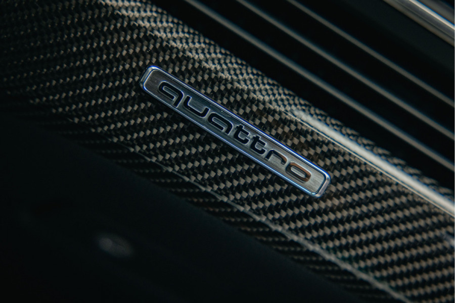 Audi RS4 2.9 TFSI RS 4 quattro | Full Carbon Pack | Alcantara | B&O | Sport util. | Dynamic plus.