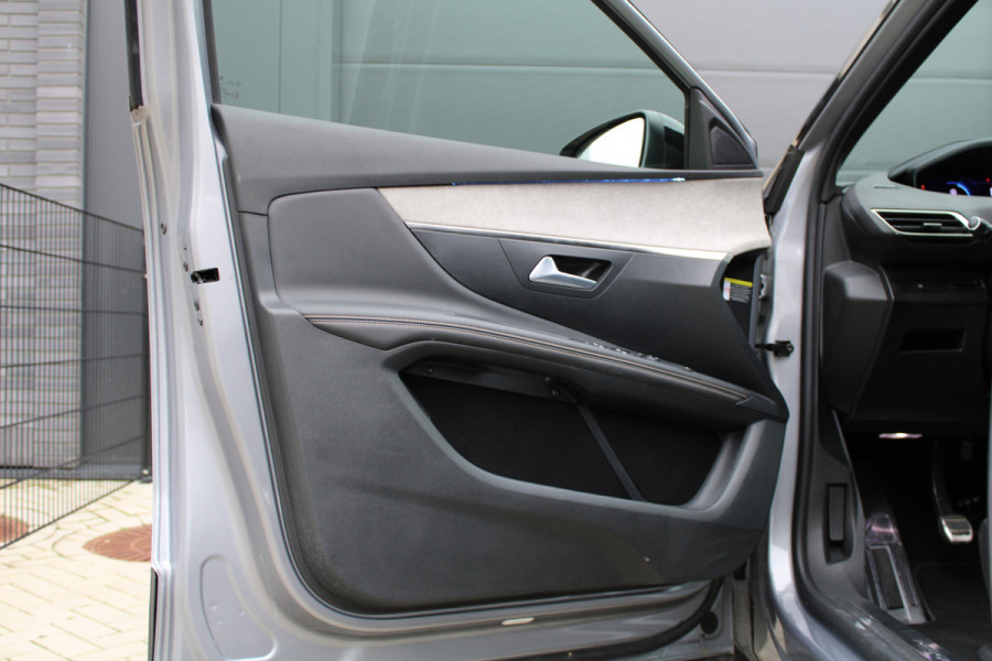 Peugeot 3008 1.2 PureTech GT | BTW | CAMERA | ACC | DODEHOEK | KEYLESS | CARPLAY |