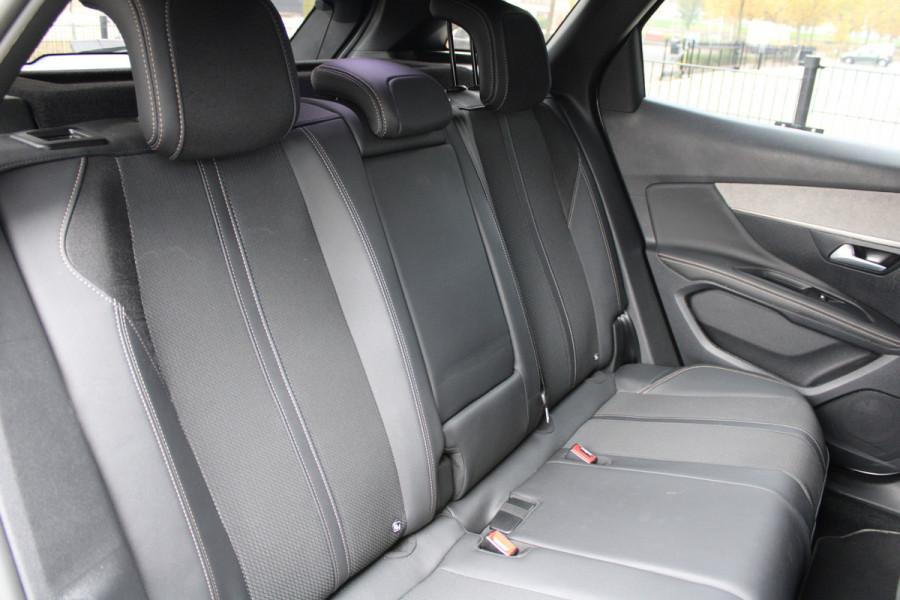 Peugeot 3008 1.2 PureTech GT | BTW | CAMERA | ACC | DODEHOEK | KEYLESS | CARPLAY |