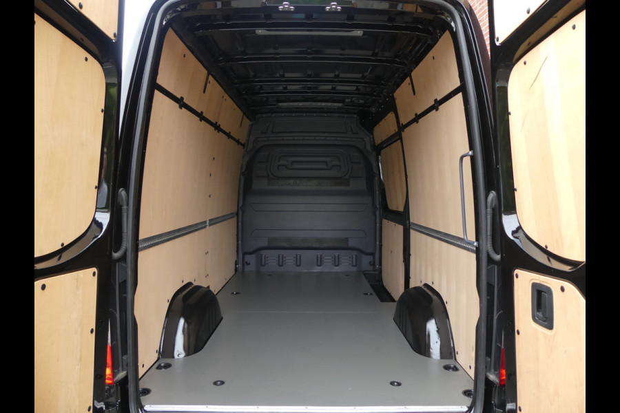 Mercedes-Benz Sprinter 317 CDI L2H2 Camera/Airco/Trekhaak/Cruise control