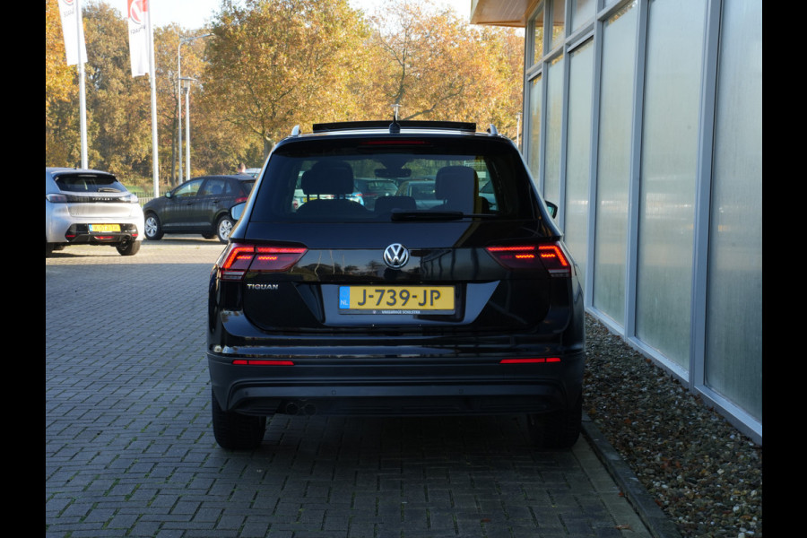 Volkswagen Tiguan 1.5 TSI ACT Comfortline Business | Navigatie | Adaptive Cruise | Stoelverwarming